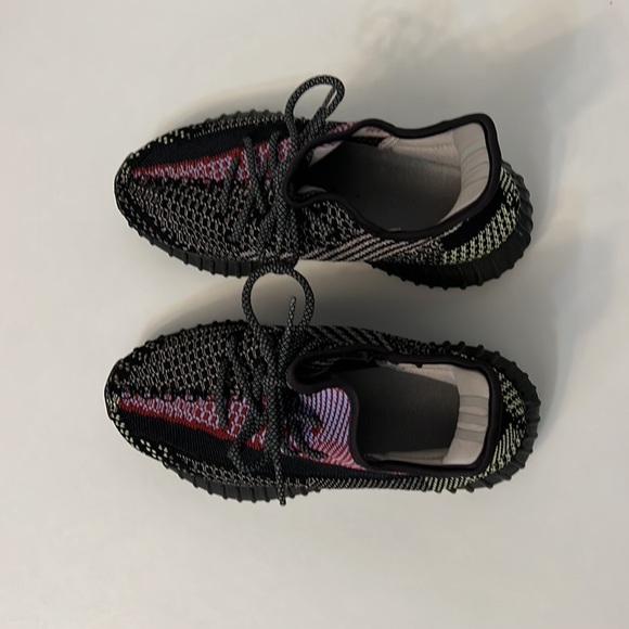 ADIDAS YEEZY BOOST 350 v2 NON- REFLECTIVE MENS 6.5 WOMENS 7.5 - Picture 2 of 16